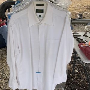 Men’s button up long sleeve shirt